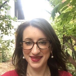 Meet your Posher, Amy